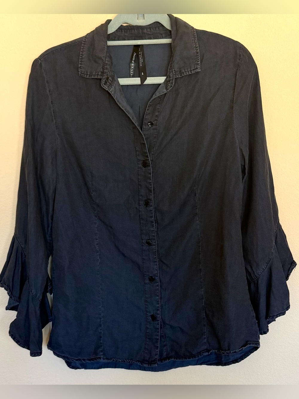 Liverpool black denim ruffle sleeve button down size small